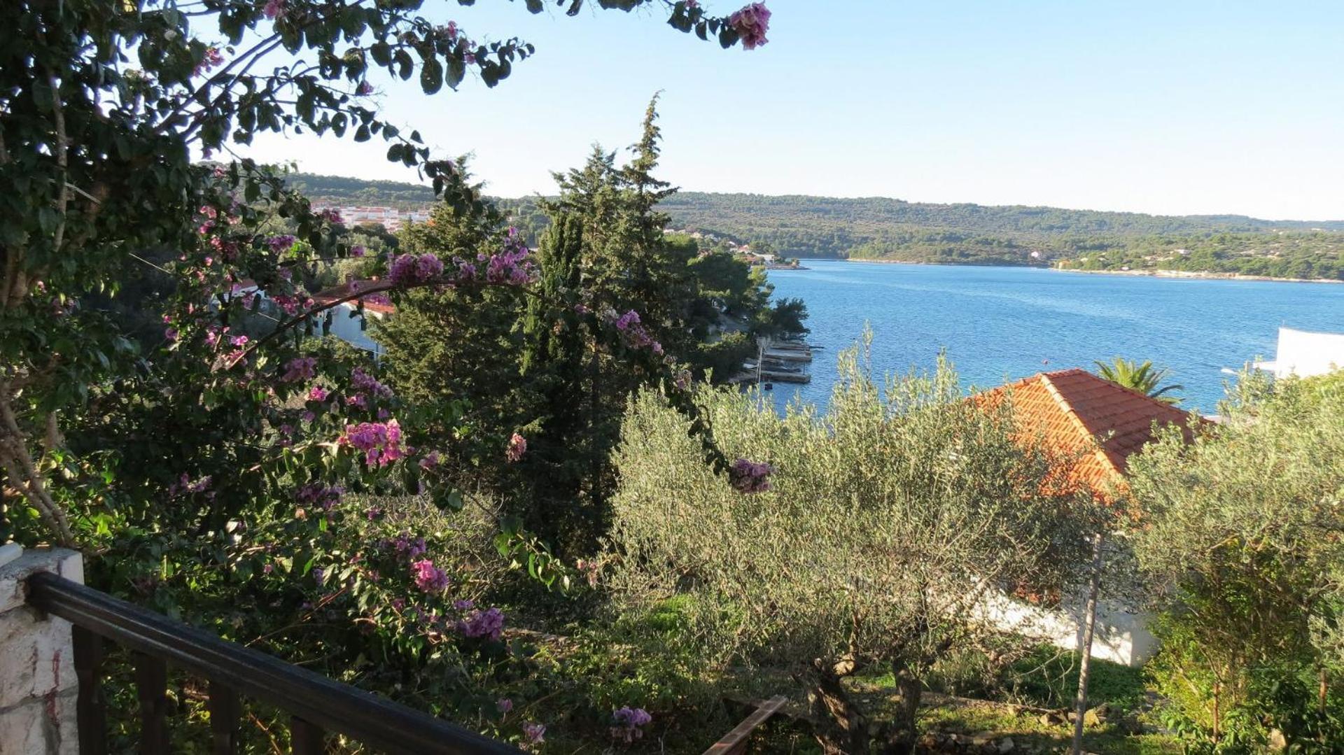 Apartments Janja - Terrace Sea View Nečujam エクステリア 写真